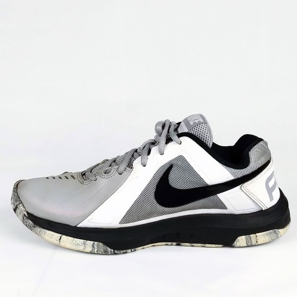 air mavin low basketball shoe